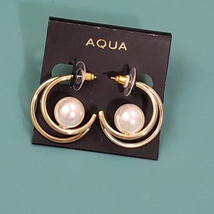 Aqua, NWT, gold plated, half double hoop with pearl inlet pierced earrings